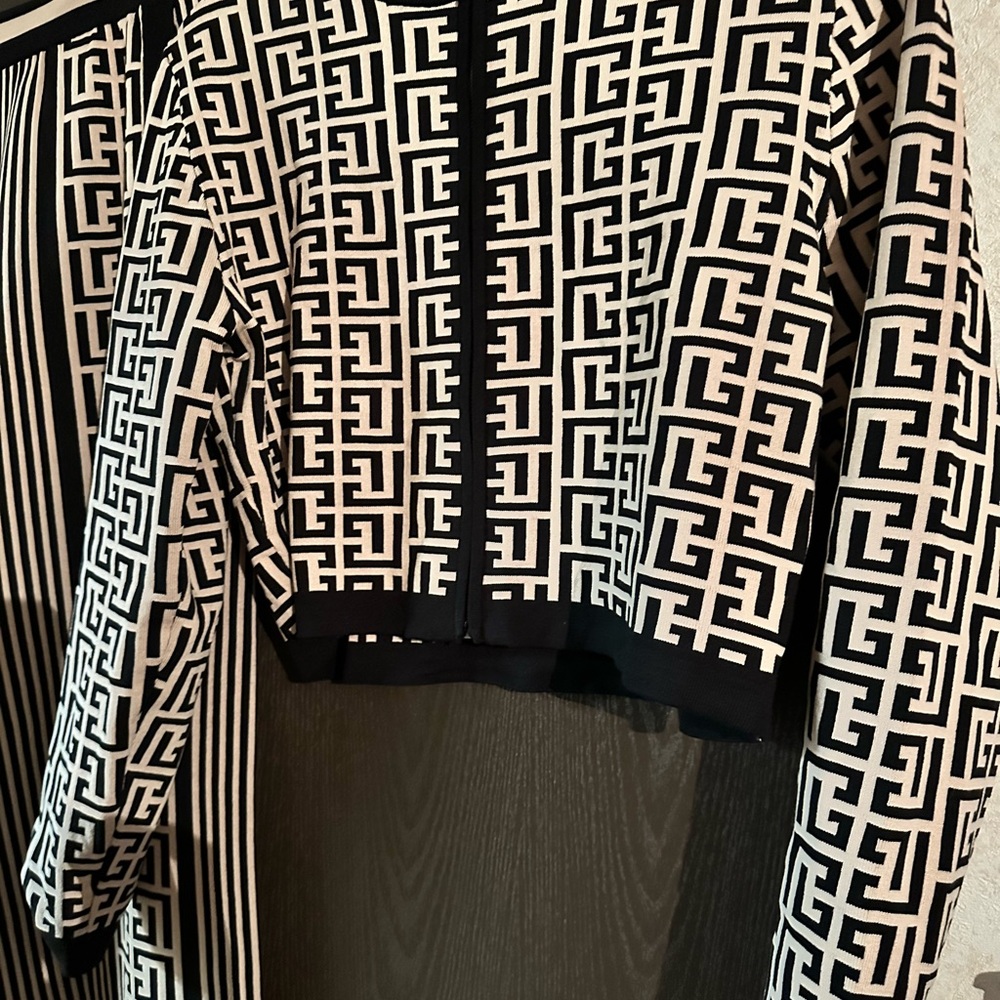 Black and Tan Geometric set